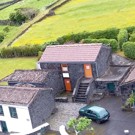 Casas Da Figueira Sao Roque do Pico