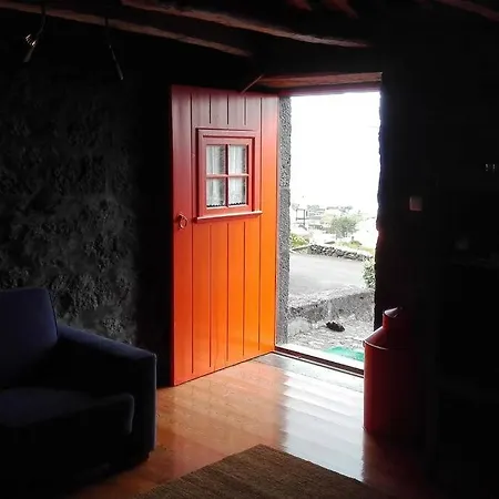 Casas Da Figueira Holiday home